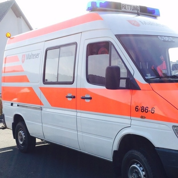 Neuer Rettungswagen für den Malteser Föhren