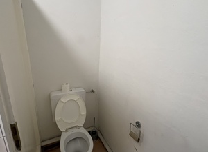 Neue Herren-Toiletten für unser Vereinsheim – Gemeinsam für den 1. F.C