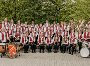 Musikinstrumente für das Bläserprojekt an der Grundschule Dahlheim