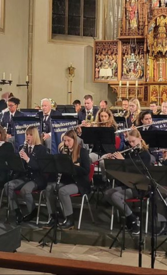 Neue Vereinsuniform für den Musikverein Bakum e.V.