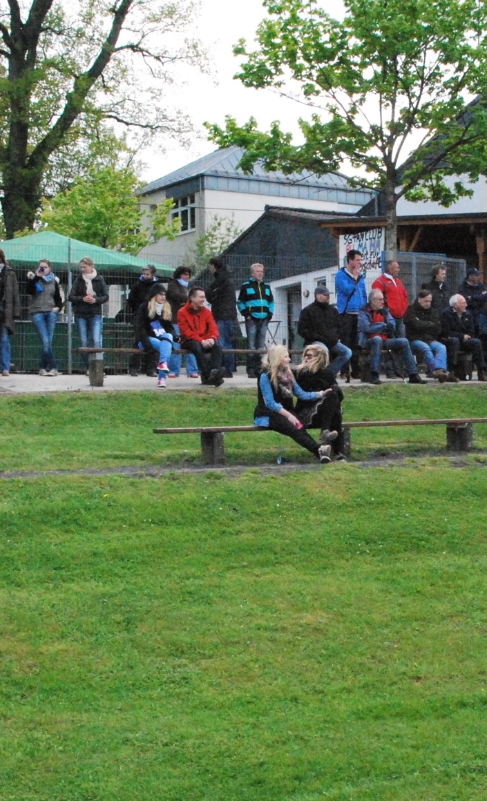 Defibrillator für die Sportanlage in Hasborn