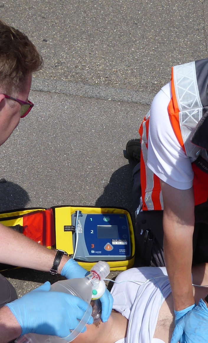 AED für Helfer vor Ort
