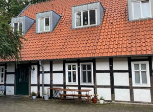 Gartenmöbel für die Wohngruppe Gartnisch 2 in Halle (Westfalen)