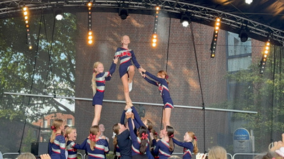 Kostüme für die Cheerleader