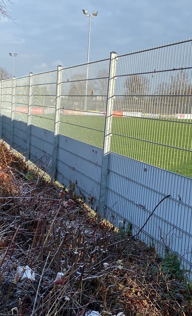 Zaunanlage & Ballfang am Sportgelände Dittlau