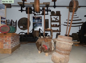 Handwerkerscheune Tirschenreuth, Kauf Container mit WC und Teeküche