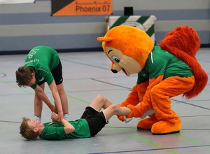 Neue Trikots für die Korfball-Jugend des TuS Schildgen