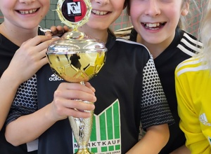 Förderung für den Mädchenfußball beim Herforder SV