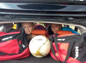 Team Bus für die Sundheimer Fußball Jugend