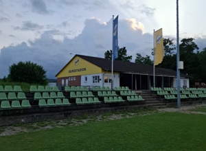 Neubau der Grillhütte im Burgstadion