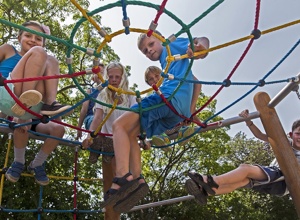 Neues Spielgerät für die Mellinschule Sulzbach/Saar