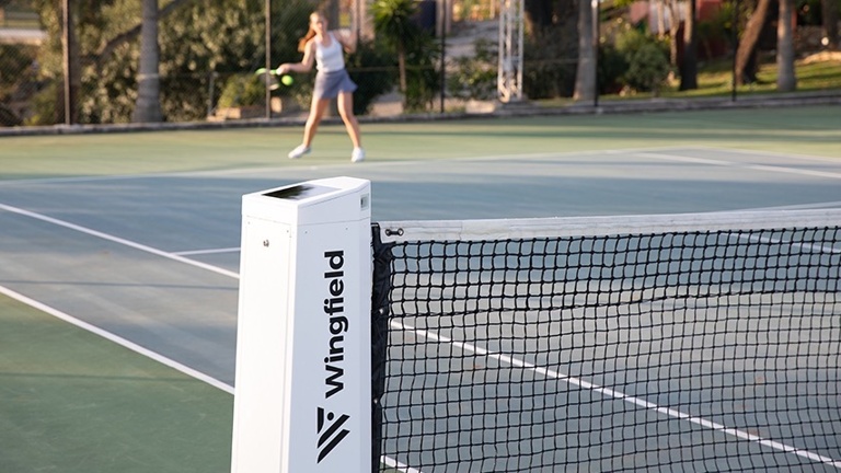 Fit für die Zukunft: Smarter Tennisplatz für den TV Bookholzberg