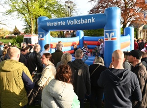 Ersatzbeschaffung Stamm Wulfener Wappenbaum u. Erneuerung Fahnenmasten