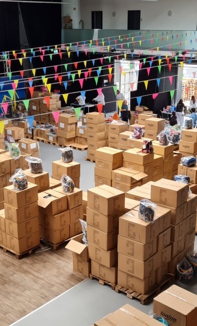 Schulstart auf Augenhöhe – 250 Kinder. Deine Spende.