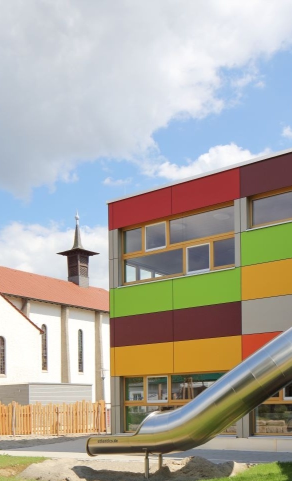 Digitaler Zugang zur Friedenskirche Neu-Ulm