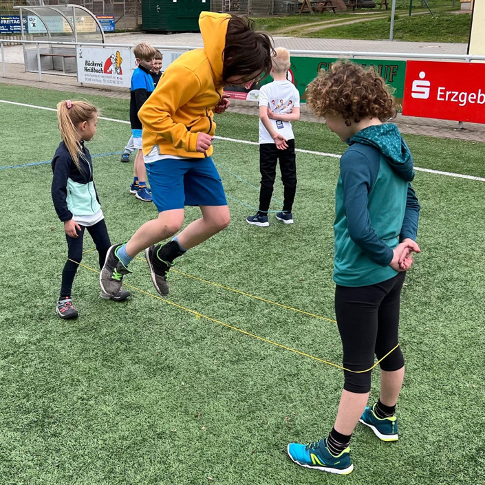Mit Spiel und Spaß sportlich fair: Fit Kids Beutha