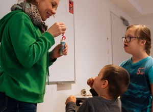 Unterstützung geflüchteter Kinder mit Behinderung