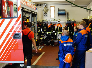Winterjacken für Jugendfeuerwehr Grettstadt
