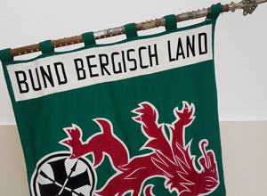 Vereinsstandarte für die Bruderschaft