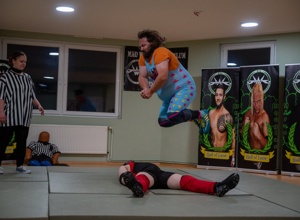 *Wrestling in Löhne* - Eigener Ring für Wrestlingshows & Training