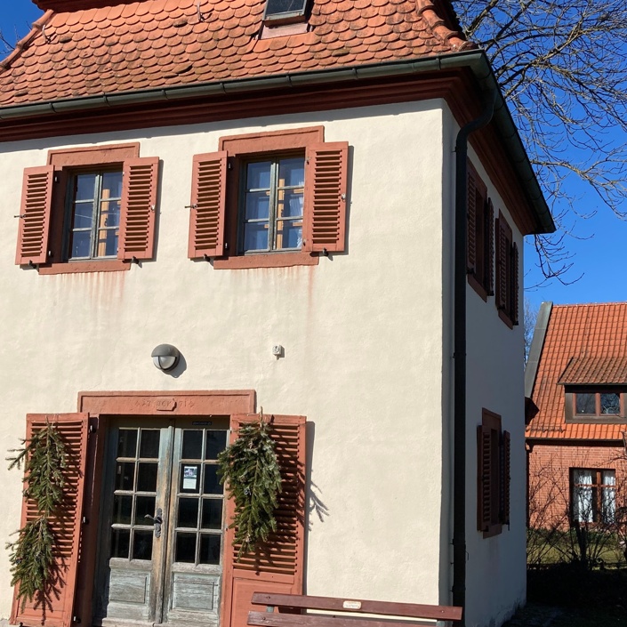 Renovierung Bücherei-Pavillon in Wiesenfeld