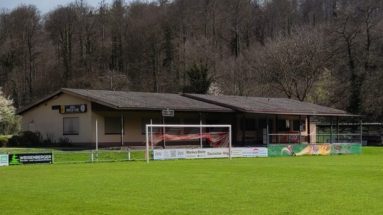 Dachsanierung Sportheim SV Heimbach