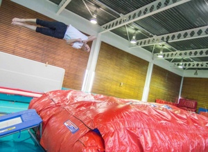 CVN Bagjump: Let´s fly