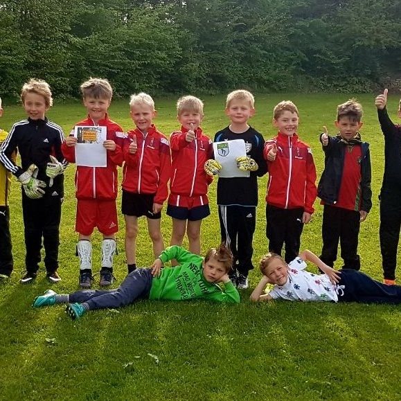 Kleinfußballfeld für "große" Kicker