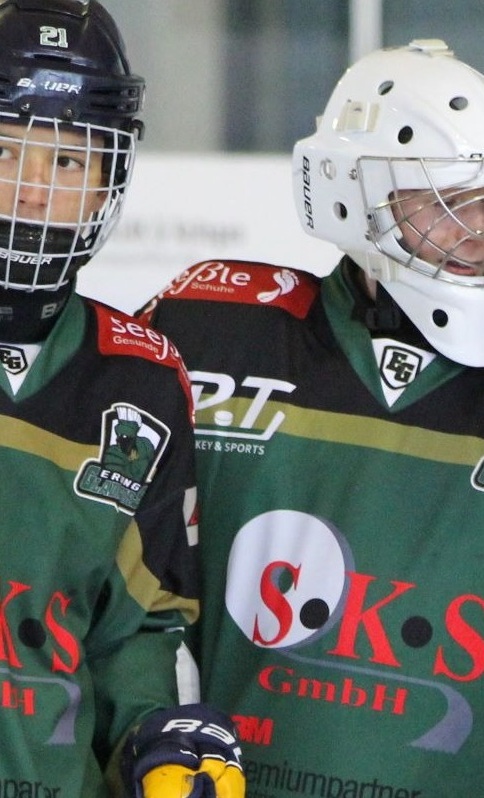 350 neue Eishockeytrikots / Young Gladiators Trophy