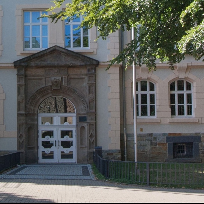 Defibrillator für das Leibniz Gymnasium
