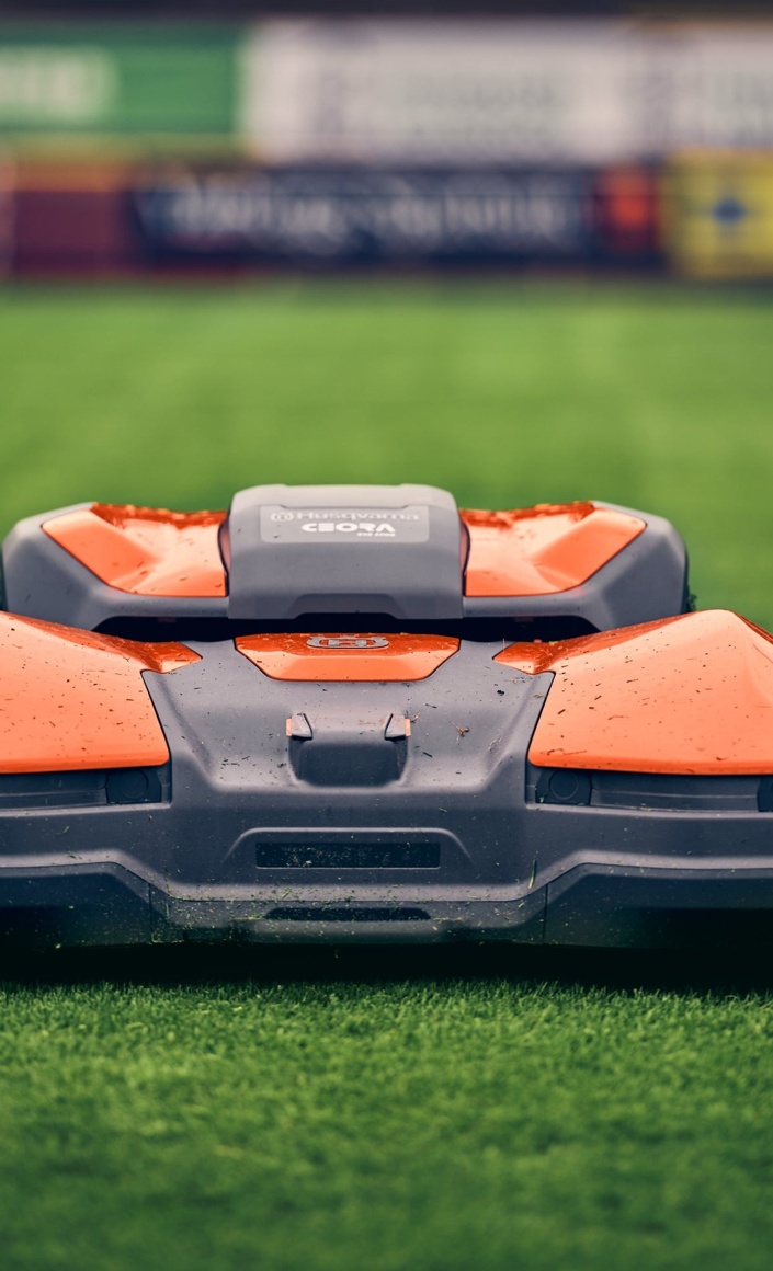 Mähroboter für den VfL Denklingen