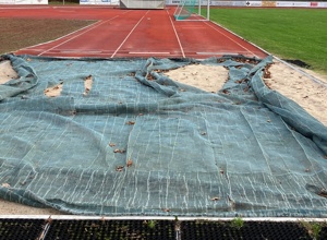 Neue Weitsprungabdeckung für die SG Egelsbach
