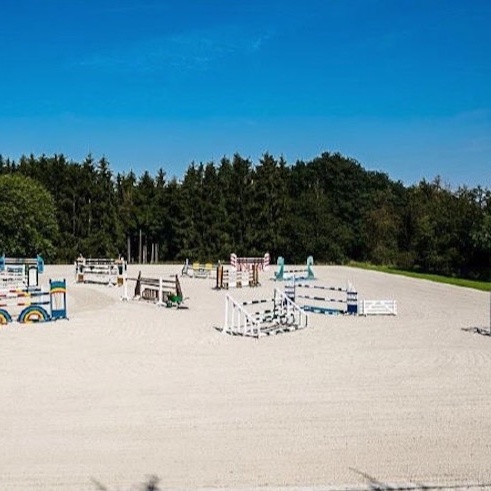 Ebbe-Flut-Reitplatz Reit- und Fahrverein Buchen (Training und Turnier)