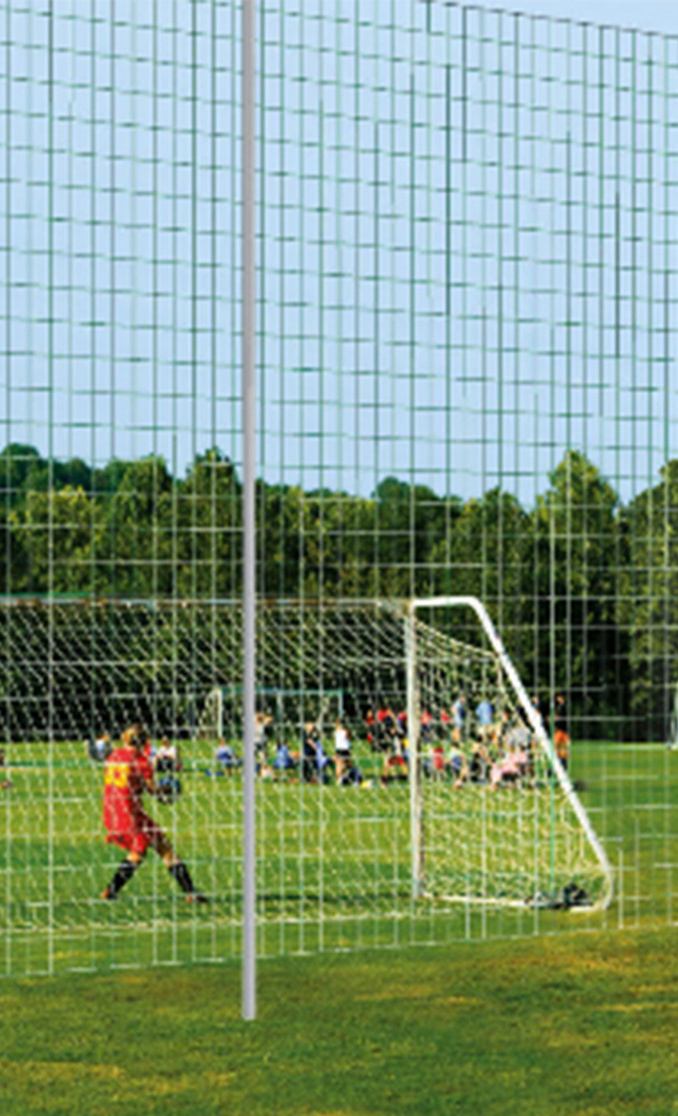 Ballfangnetz-Anlage für den FC Deetz