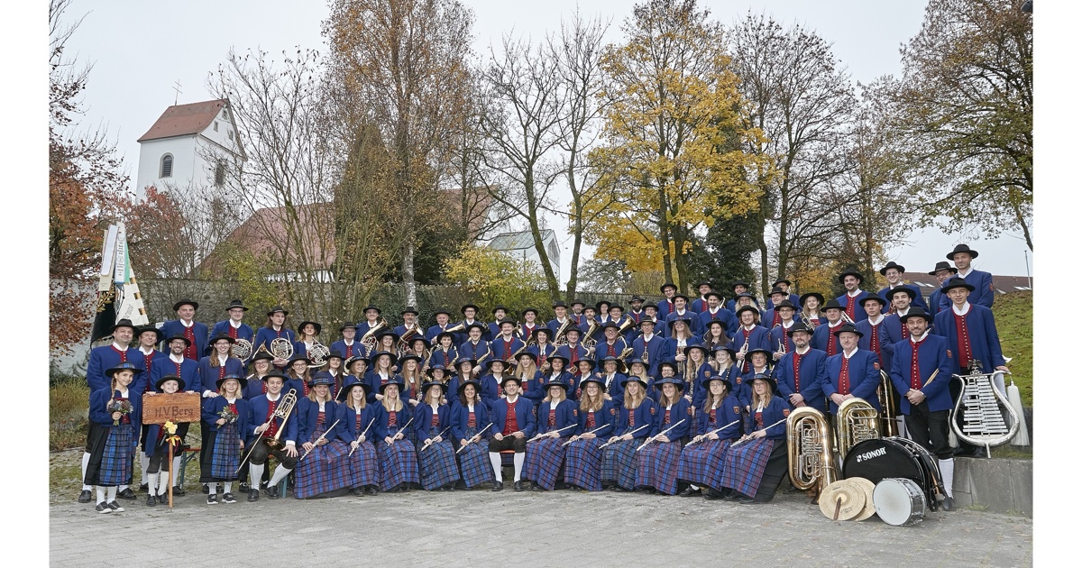 Erneuerung der Tracht für die Trachtenkapelle - Viele schaffen mehr