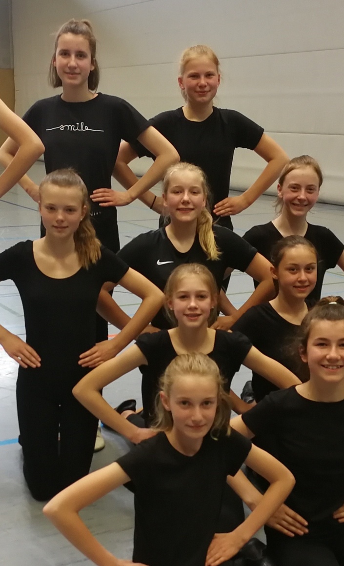Neue Gardeuniformen für die Smiling Lights