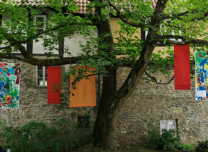 Rundbank Innenhof Grabenstraße