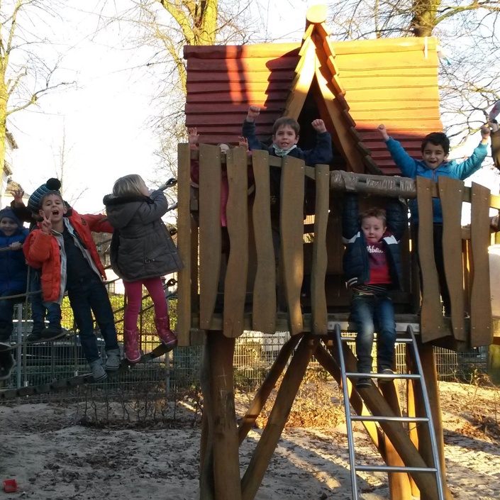 Ein Pilzhäuschen für unsere Zwerge