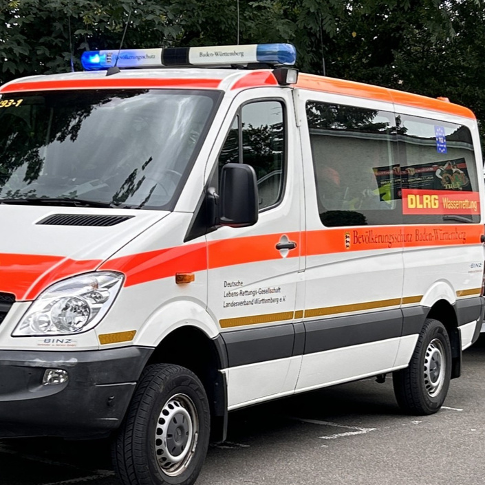Neues Einsatzfahrzeug für die DLRG OG Friedrichshafen