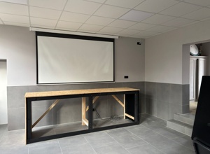 Die AS wird modern - Technik und Mobiliar für die Alte Schule LBH e.V.