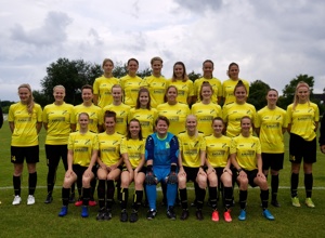 Neue Trikots ATSV-Damenfußball