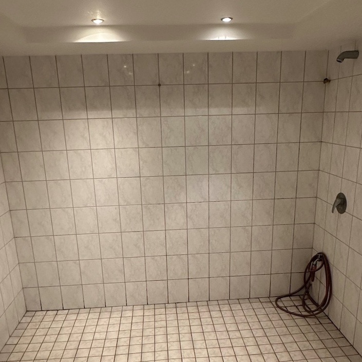 Sanierung der Dusche im Vereinsheim der SpVgg Leinach