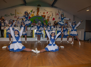 Neue Gardekleider Prinzengarde, KV Seepferdchen Biersdorf am See e.V.