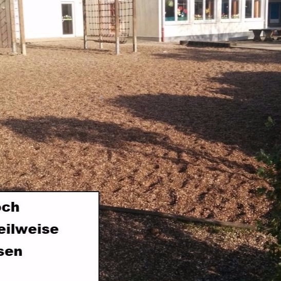 Neuer Bewegungsraum auf d. Schulhof Nikolausschule