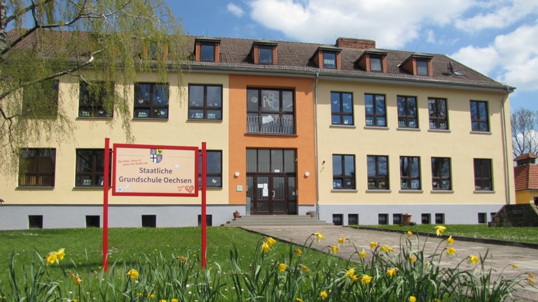 "Bewegung macht fit - unser Schulhof wird der Hit"