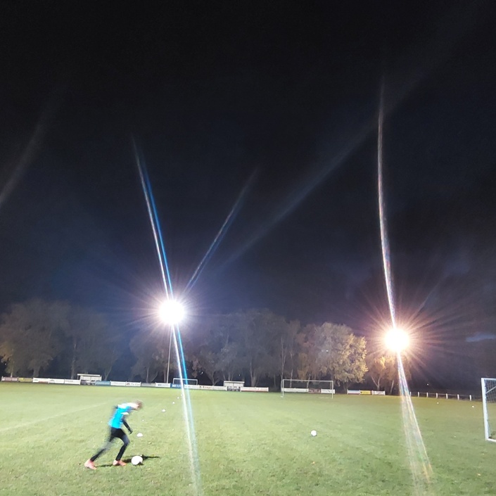 LED-Flutlicht für den SV Nieder-Ofleiden