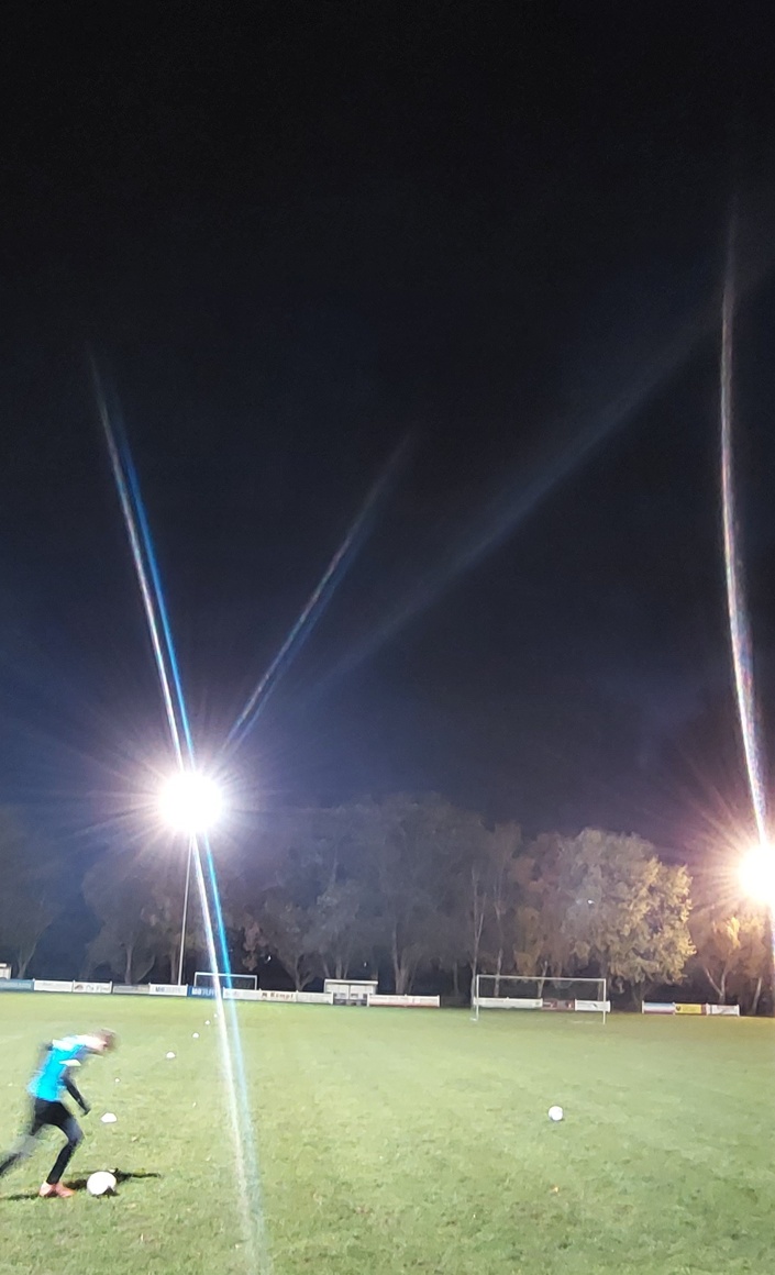 LED-Flutlicht für den SV Nieder-Ofleiden
