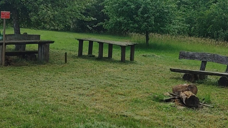 Instandhaltung Bogenwiese und Equipment, Vereinskleidung Kinder,