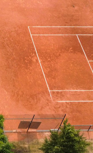 Maßnahmen an der Außenanlage auf dem Tennisplatz in Göllheim
