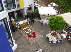 Sonnenschutz für das Richard-Winkel-Zentrum Maumke